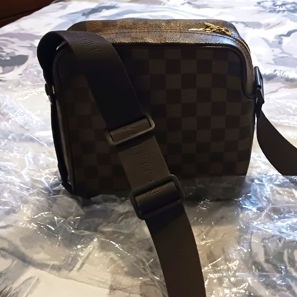 Authentic Louis Vuitton Olav Pm - Picture 1 of 12